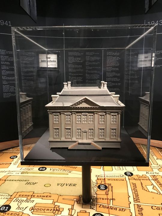 Gemeentelijke Vakcursus, Model van het Mauritshuis, 1940-1941.jpg