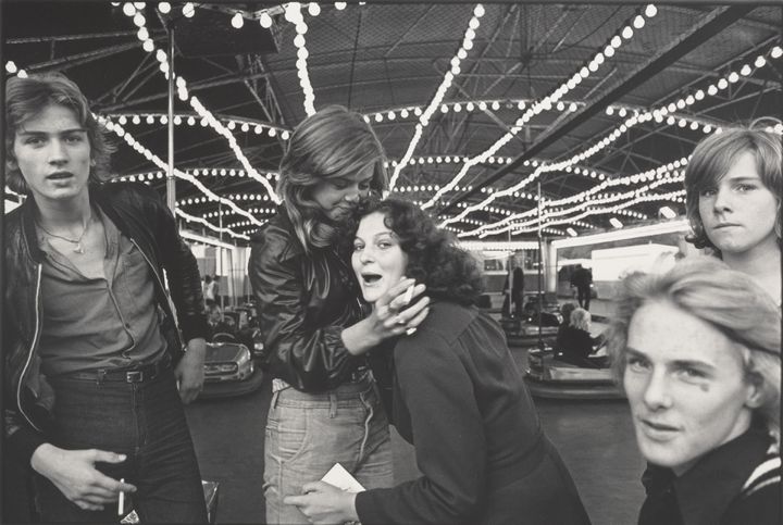 Frederick Linck, Haagse jeugd op de kermis, 1976.jpg